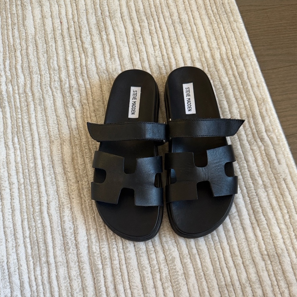 Steve Madden Mayven Black Leather Sandals